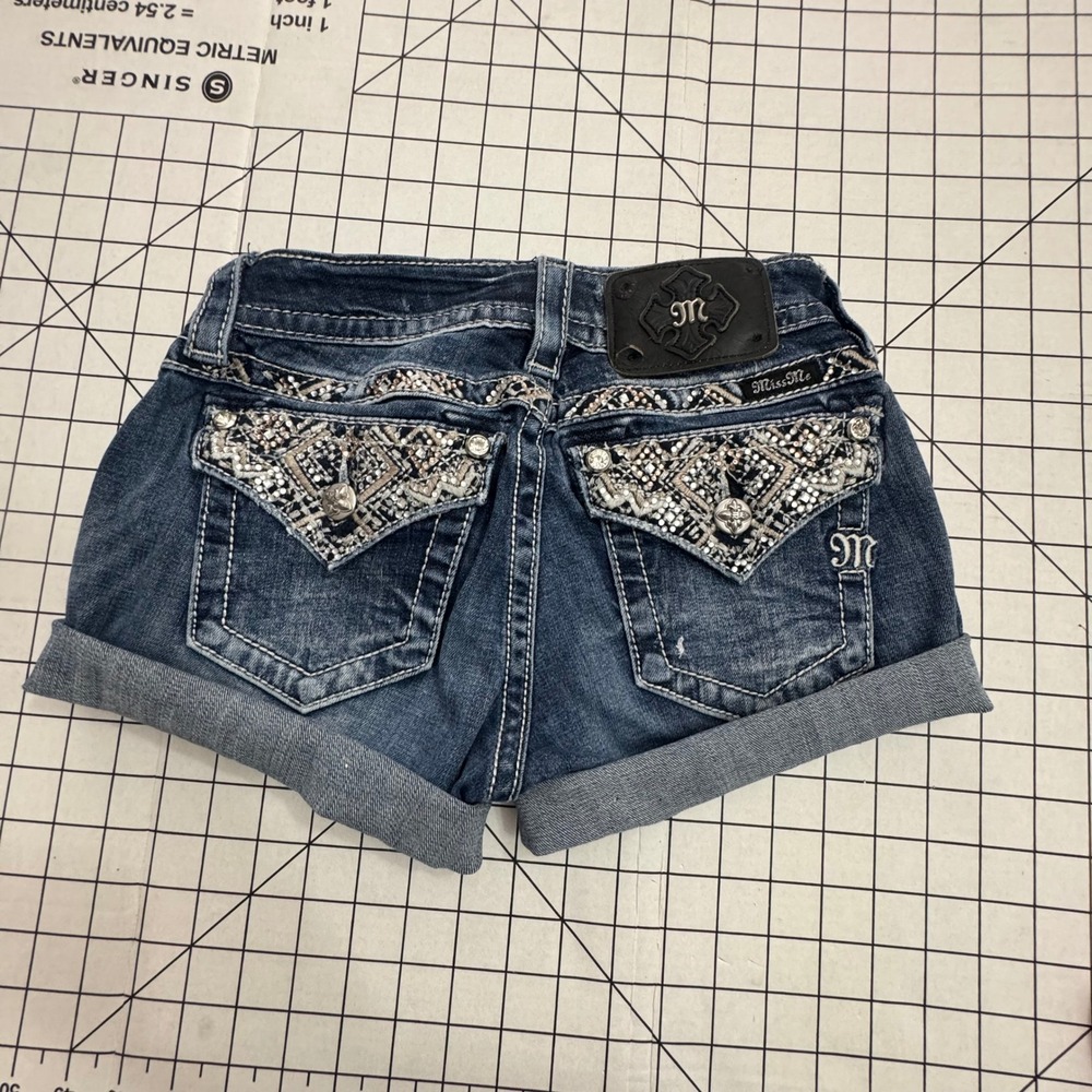 Miss Me Signature Boot Cut Off Denim Shorts Embellished Dark Wash Size 26